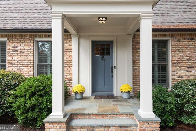 4220 Exeter Close NW, Atlanta, GA 30327