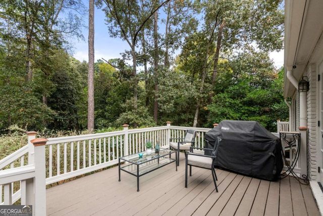 4220 Exeter Close NW, Atlanta, GA 30327