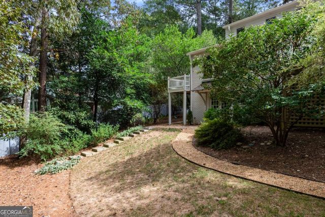 4220 Exeter Close NW, Atlanta, GA 30327