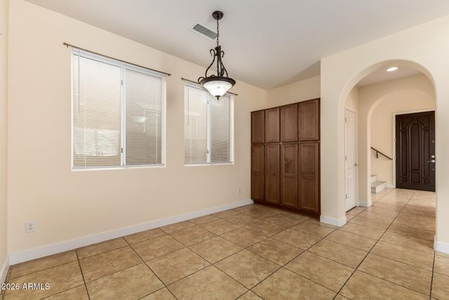 1110 N CROSSCREEK Drive, Chandler, AZ 85225