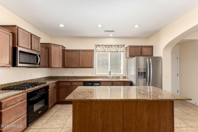 1110 N CROSSCREEK Drive, Chandler, AZ 85225