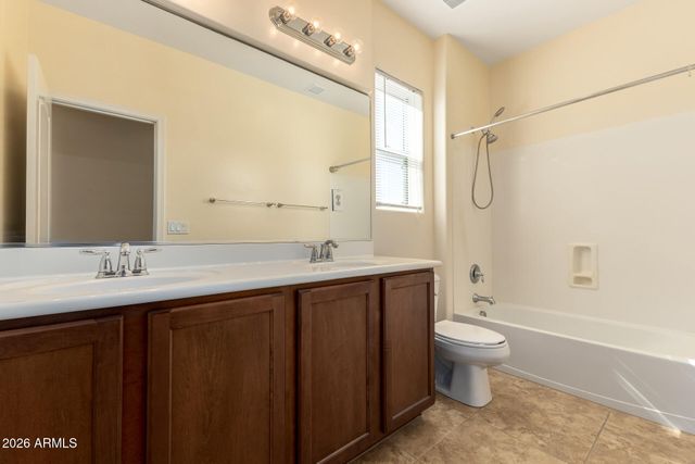 1110 N CROSSCREEK Drive, Chandler, AZ 85225