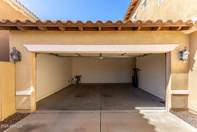 1110 N CROSSCREEK Drive, Chandler, AZ 85225