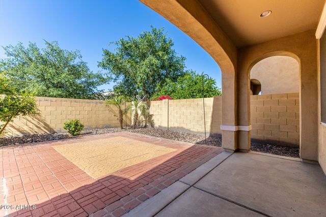 1110 N CROSSCREEK Drive, Chandler, AZ 85225