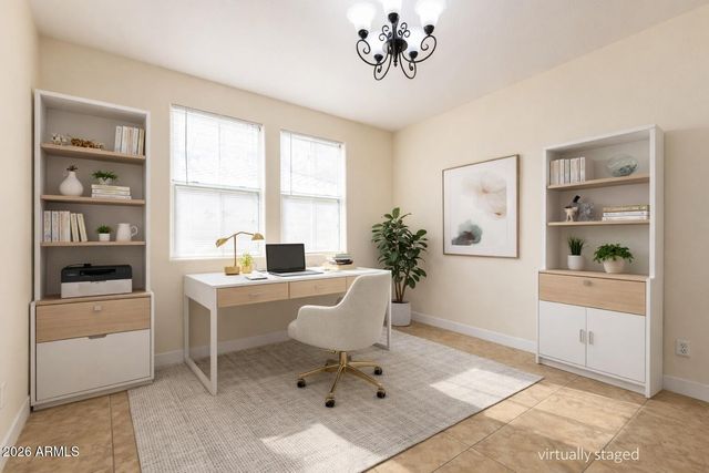 1110 N CROSSCREEK Drive, Chandler, AZ 85225