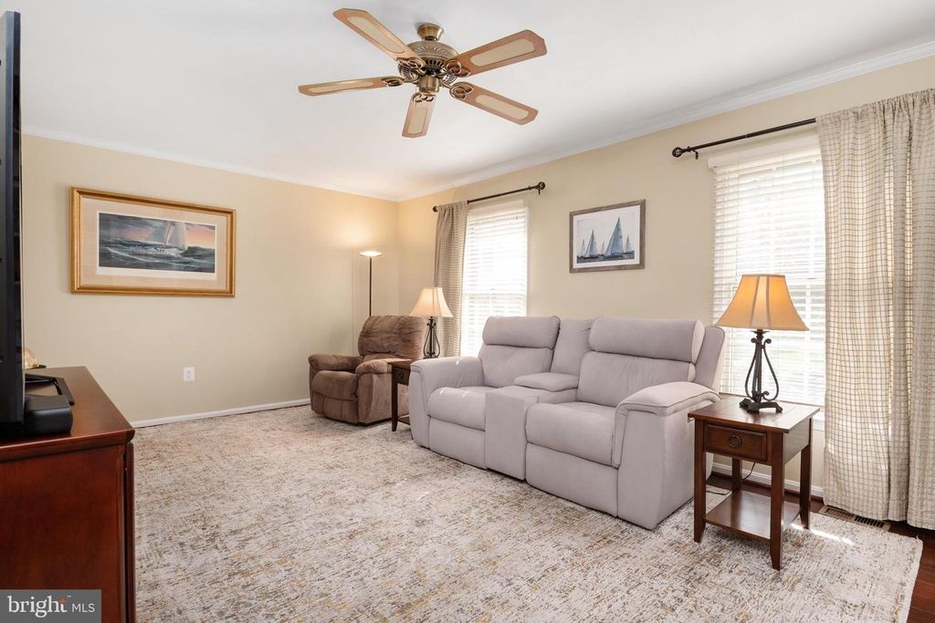 Image 33 of property listing at 822 BOATSWAIN WAY, Annapolis, MD 21401