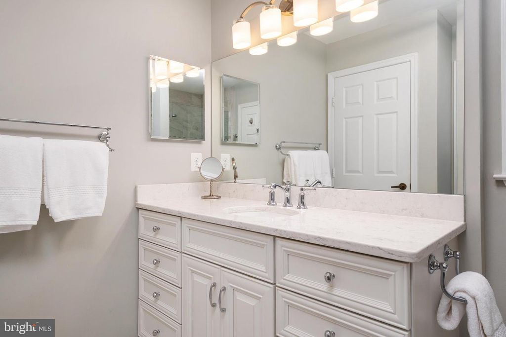 Image 41 of property listing at 822 BOATSWAIN WAY, Annapolis, MD 21401