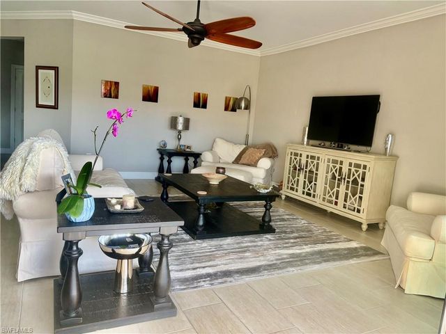 15148 Palmer Lake CIR 202, Naples, FL 34109