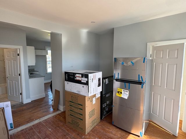 8 Carnes 2R, Lynn, MA 01905