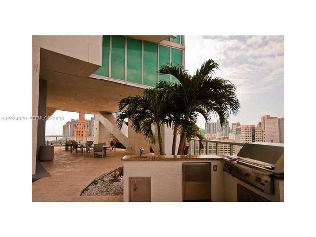 888 Biscayne Blvd 3310, Miami, FL 33132