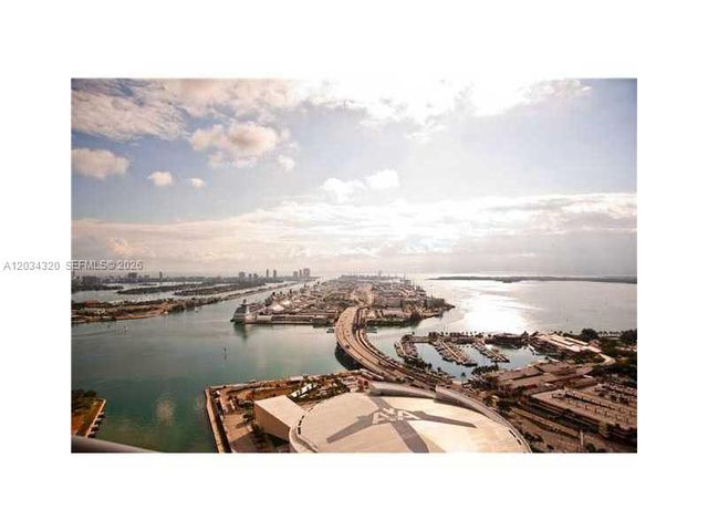 888 Biscayne Blvd 3310, Miami, FL 33132