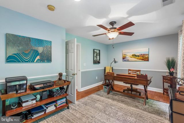 852 INDEPENDENCE CT, Philadelphia, PA 19147