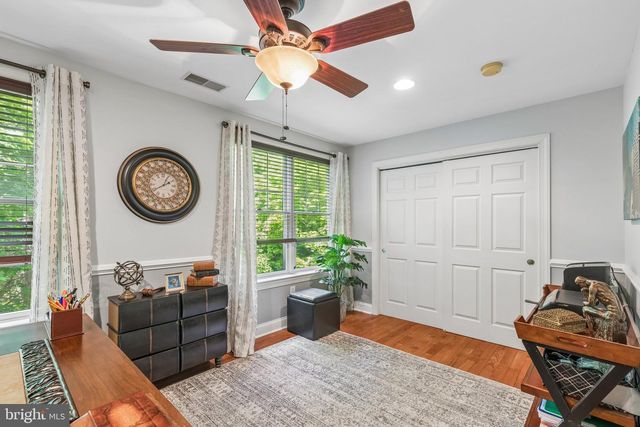 852 INDEPENDENCE CT, Philadelphia, PA 19147
