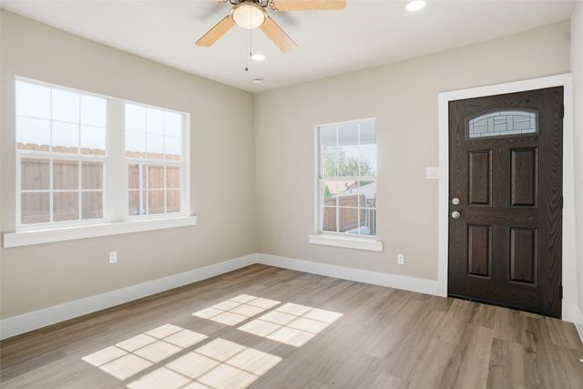 2908 Lulu Street W, Fort Worth, TX 76106