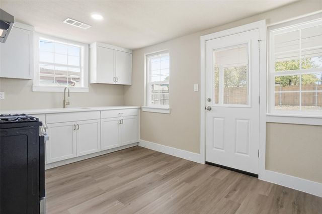 2908 Lulu Street W, Fort Worth, TX 76106