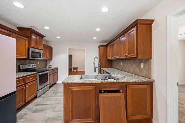 536 Mobley Road, Hamilton, GA 31811