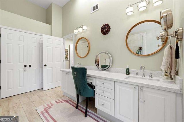 405 Glen Grove Court, Roswell, GA 30075