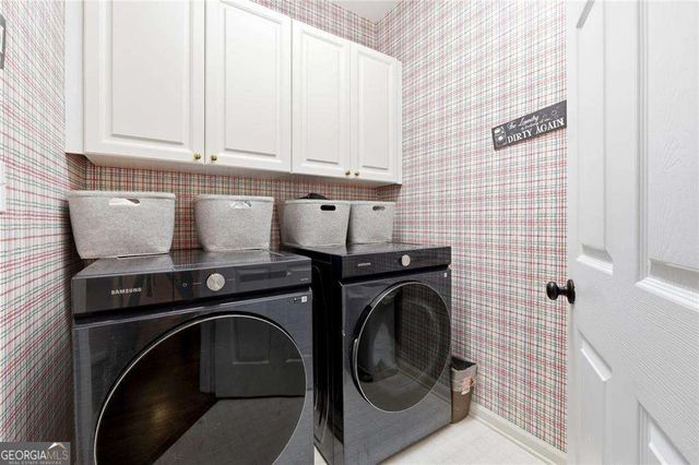 405 Glen Grove Court, Roswell, GA 30075