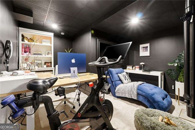 405 Glen Grove Court, Roswell, GA 30075