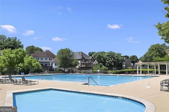 405 Glen Grove Court, Roswell, GA 30075