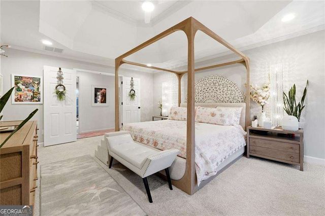 405 Glen Grove Court, Roswell, GA 30075