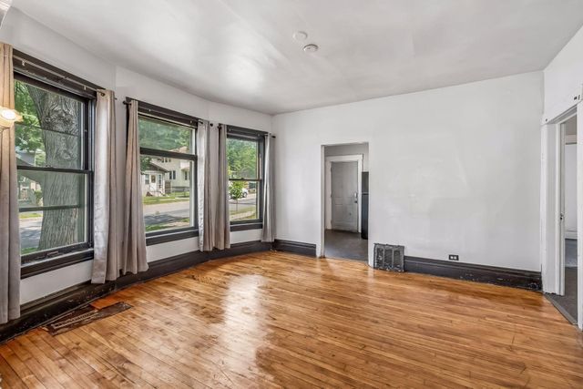 2326 Bryant Avenue N, Minneapolis, MN 55411