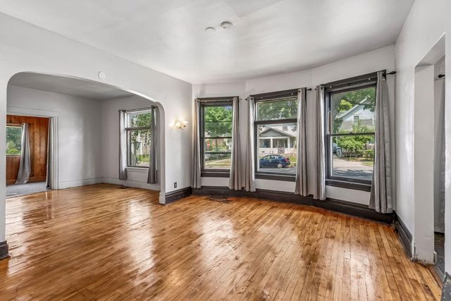 2326 Bryant Avenue N, Minneapolis, MN 55411