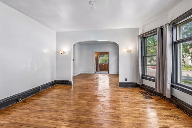 2326 Bryant Avenue N, Minneapolis, MN 55411