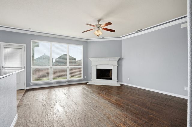 2268 Laurel Forest Drive, Fort Worth, TX 76177