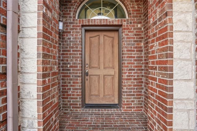 2268 Laurel Forest Drive, Fort Worth, TX 76177