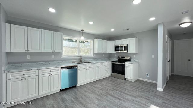 7381 N Getwell Road, Southaven, MS 38672
