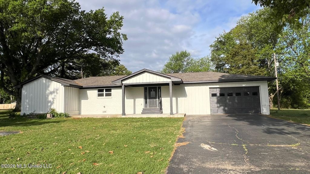 7381 N Getwell Road, Southaven, MS 38672