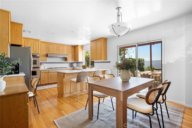 3404 Markridge Road, La Crescenta, CA 91214