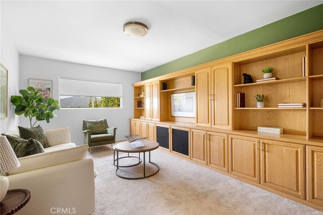 3404 Markridge Road, La Crescenta, CA 91214