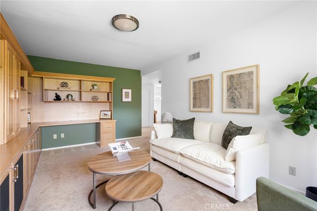 3404 Markridge Road, La Crescenta, CA 91214