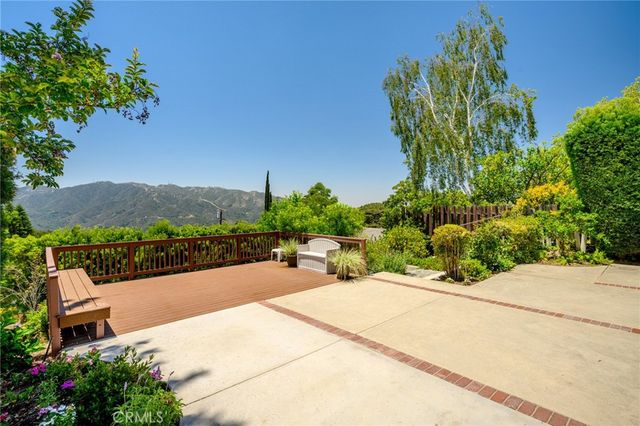 3404 Markridge Road, La Crescenta, CA 91214