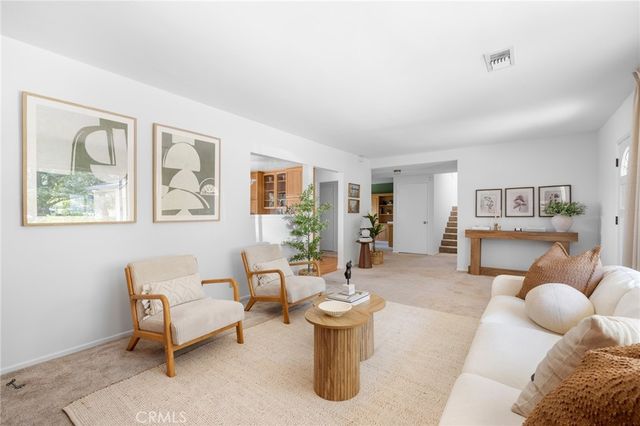 3404 Markridge Road, La Crescenta, CA 91214