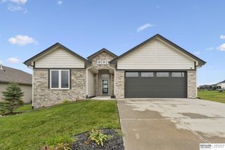 6327 S 208 Avenue, Omaha, NE 68022