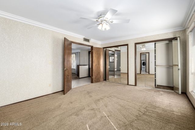 1549 E GREENWAY Street, Mesa, AZ 85203