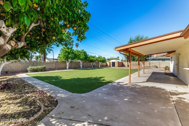 1549 E GREENWAY Street, Mesa, AZ 85203