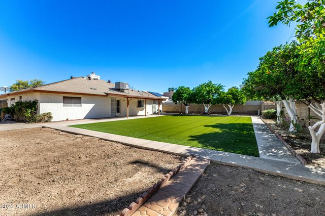 1549 E GREENWAY Street, Mesa, AZ 85203