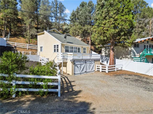 7106 Lakeview, Frazier Park, CA 93225