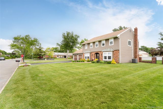 12 Annandale Road, Stony Brook, NY 11790