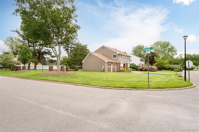 12 Annandale Road, Stony Brook, NY 11790