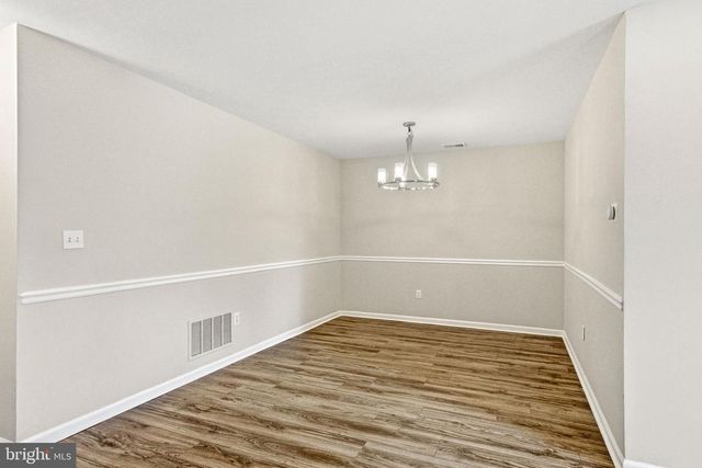 3 TATTERSALL DR, Burlington, NJ 08016
