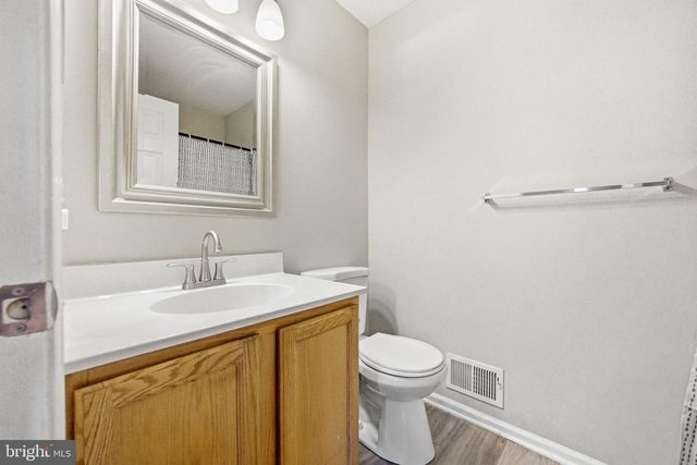 3 TATTERSALL DR, Burlington, NJ 08016