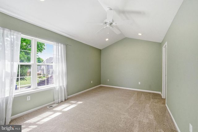 3 TATTERSALL DR, Burlington, NJ 08016