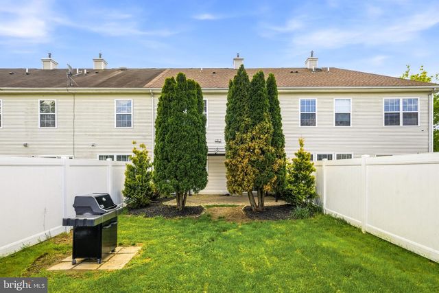 3 TATTERSALL DR, Burlington, NJ 08016