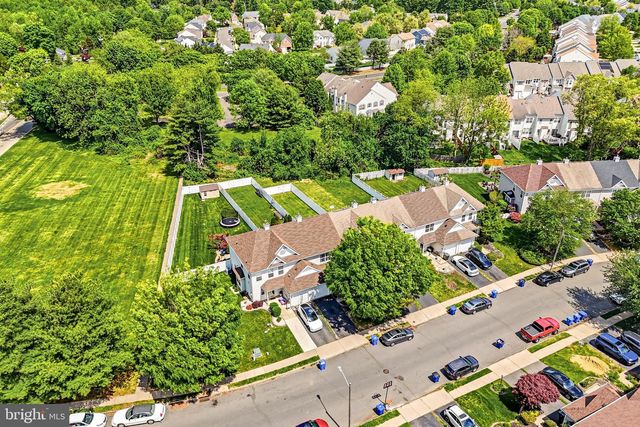 3 TATTERSALL DR, Burlington, NJ 08016