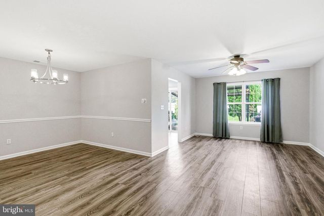 3 TATTERSALL DR, Burlington, NJ 08016